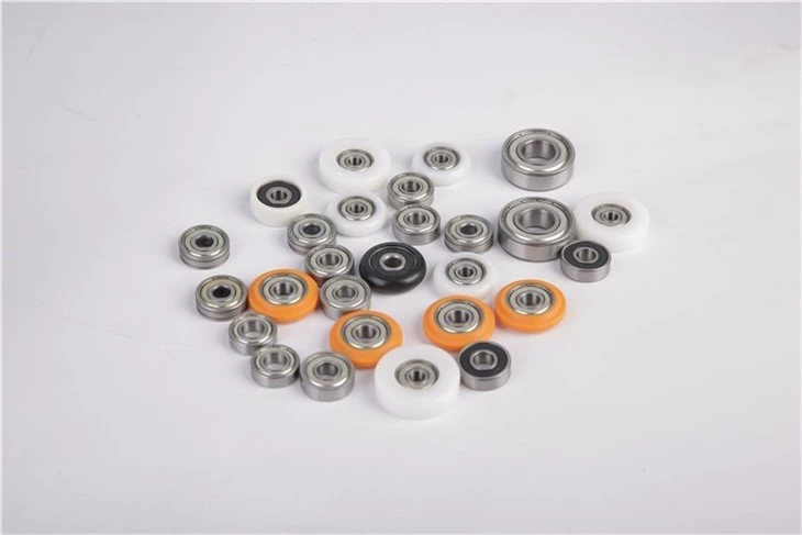 Plastic coating bearing