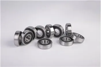 बियरिंग्स के साथ छोटे रोलर्स